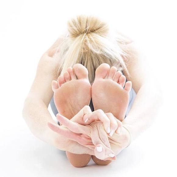 Meet your Posher, Hillary - Picture 1 of 1